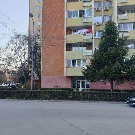 City Center Apartment 2 Ni Екстериор снимка